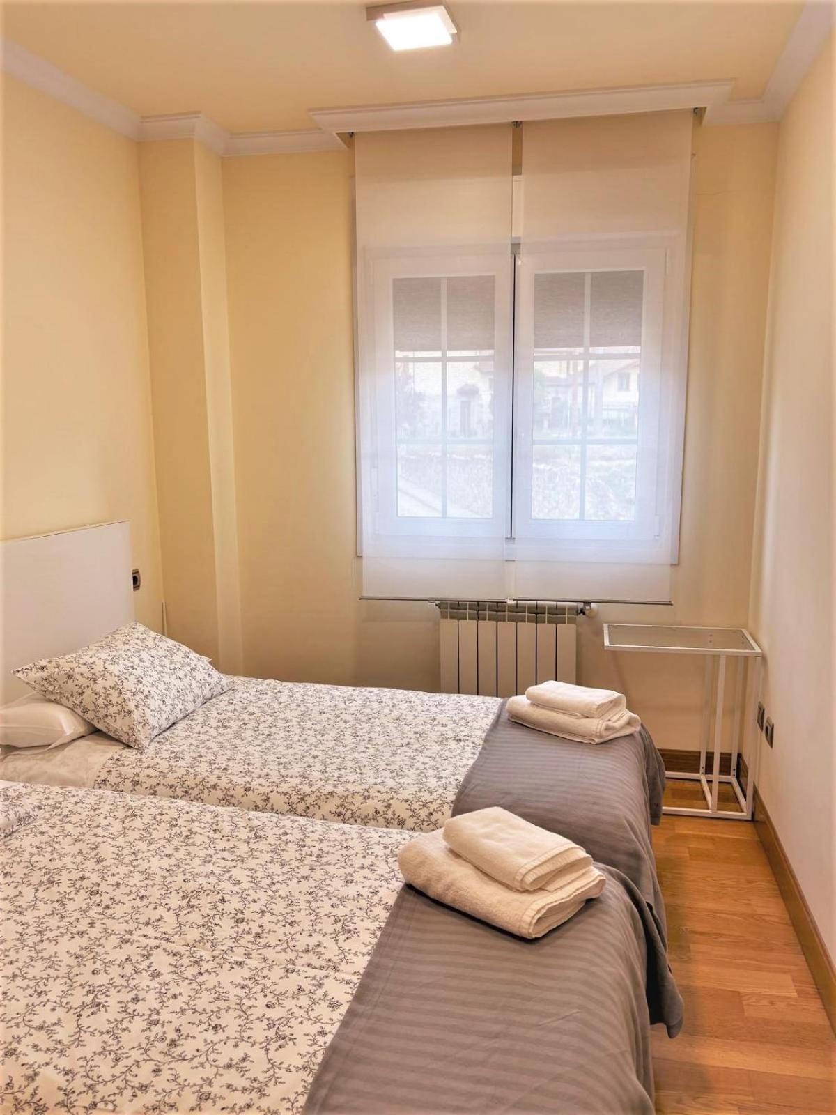 Apartamentos Del Pisuerga Cervera De Pisuerga Exterior foto